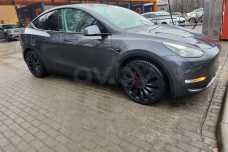 Tesla Model Y I