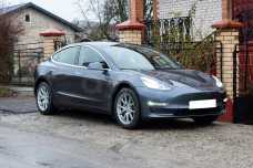 Tesla Model 3 I