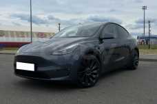 Tesla Model Y I