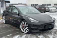 Tesla Model 3 I