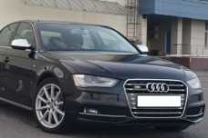 Audi A4 B8  Рестайлинг, 2013, пробег 205000 км