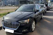 Audi e-tron , 2019, пробег 112000 км