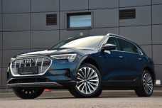 Audi e-tron , 2019, пробег 40000 км