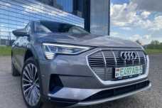 Audi e-tron , 2020, пробег 124000 км
