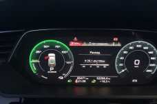 Audi e-tron , 2020, пробег 8600 км