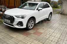 Audi Q3 F3