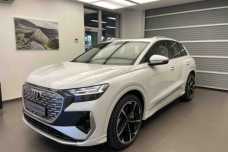 Audi Q4 e-tron , 2023, пробег 6746 км