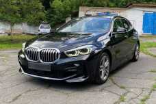 BMW 1 серия F40, 2021, пробег 180000 км
