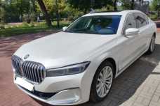 BMW 7 серия G12 (Long)  Рестайлинг, 2019, пробег 130000 км