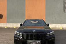 BMW 7 серия G12 (Long)  Рестайлинг, 2020, пробег 71800 км