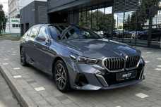 BMW i5 , 2024, пробег 12700 км