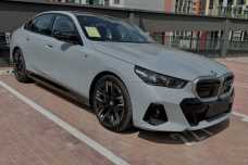 BMW i5 , 2024, пробег 1400 км