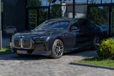 BMW i7 , 2023, пробег 7000 км