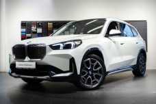 BMW iX1 , 2023, пробег 9000 км