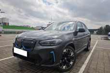 BMW iX3 , 2021, пробег 34000 км