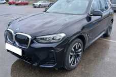 BMW iX3 , 2023, пробег 6800 км