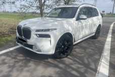 BMW X7 I  Рестайлинг, 2023, пробег 12000 км