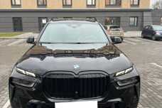 BMW X7 I  Рестайлинг, 2023, пробег 17000 км