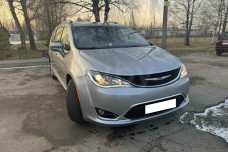 Chrysler Pacifica RU