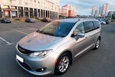 Chrysler Pacifica RU