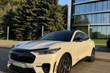 Ford Mustang Mach-E , 2022, пробег 28000 км