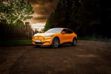 Ford Mustang Mach-E , 2022, пробег 57000 км