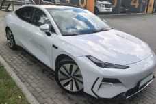 Geely Galaxy E8 , 2023, пробег 20000 км