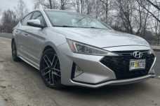 Hyundai Elantra AD  Рестайлинг, 2018, пробег 100000 км