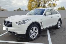 Infiniti QX70 I