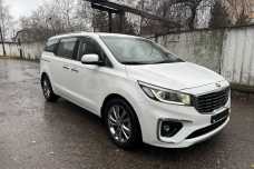 Kia Carnival III