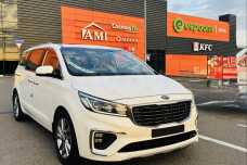 Kia Carnival III