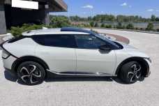 Kia EV6 , 2022, пробег 9000 км