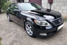 Lexus LS IV