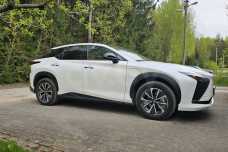 Lexus RZ I