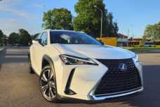 Lexus UX , 2021, пробег 69500 км