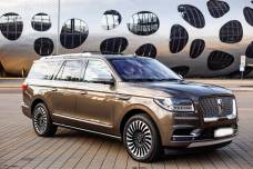 Lincoln Navigator IV