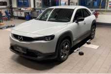 Mazda MX-30 , 2020, пробег 52000 км