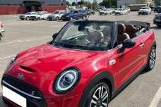 MINI Cabrio III Рестайлинг