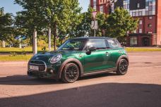 MINI Cooper F55, F56