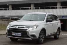 Mitsubishi Outlander III  2-й рестайлинг, 2015, пробег 91395 км
