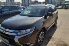 Mitsubishi Outlander III  2-й рестайлинг, 2016, пробег 210000 км