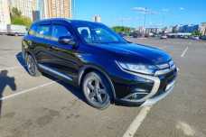 Mitsubishi Outlander III  2-й рестайлинг, 2017, пробег 109000 км