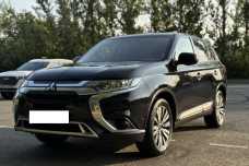 Mitsubishi Outlander III  3-й рестайлинг, 2018, пробег 73000 км
