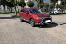 Mitsubishi Outlander III  3-й рестайлинг, 2018, пробег 99000 км