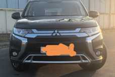 Mitsubishi Outlander III  3-й рестайлинг, 2019, пробег 149000 км