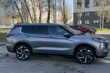 Mitsubishi Outlander IV, 2022, пробег 28000 км