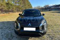 Mitsubishi Outlander IV
