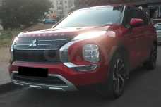 Mitsubishi Outlander IV