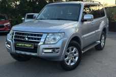Mitsubishi Pajero IV  2-й рестайлинг, 2014, пробег 199000 км