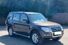 Mitsubishi Pajero IV  2-й рестайлинг, 2017, пробег 130000 км